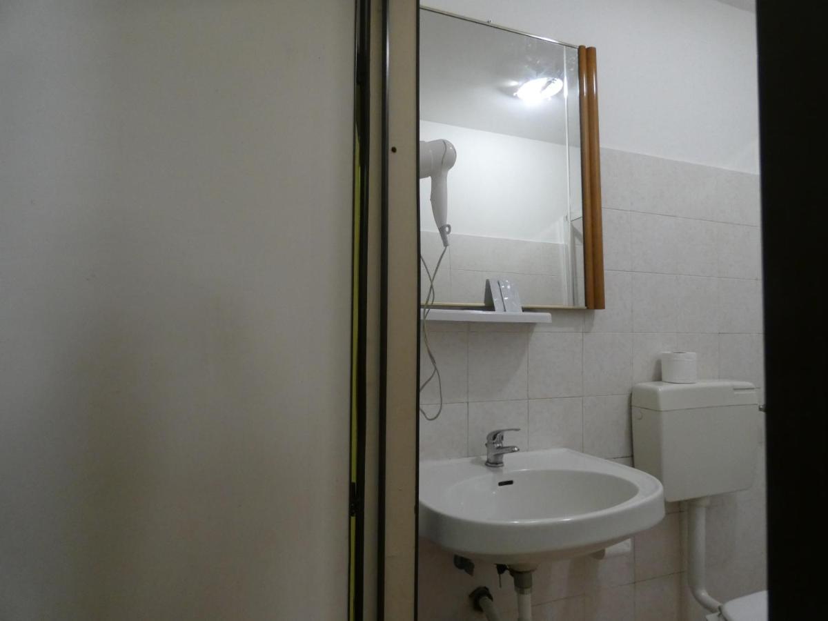 Rose Village Guest House 罗马 外观 照片